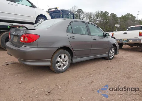 2008 Toyota Corolla S z USA, uszkodzony, nr VIN 1NXBR32E38Z953150